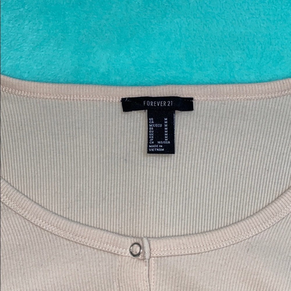 Forever 21 long sleeve crop top button down pink